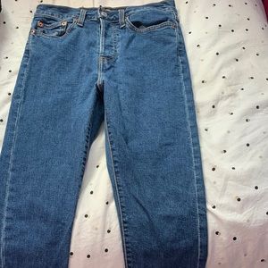 Levi’s wedgie skinny jeans